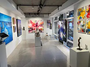 Sydney behind the scenes